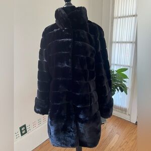 Vince Camuto Luxurious Black Faux Fur Coat - Size Large